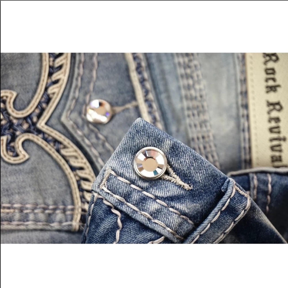 Rock Revival Blue Jean Shorts - Picture 3 of 5